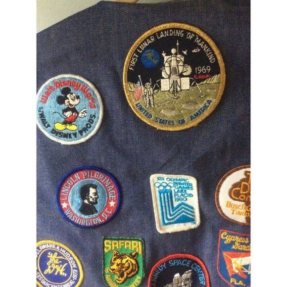 Men's Denim Vest Jean travel patches Disney NASA Railroad Larry Pockets - Picture 6 of 8